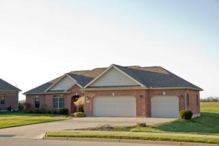 2741 Meadowpoint Dr, Troy OH  45373-5401 exterior