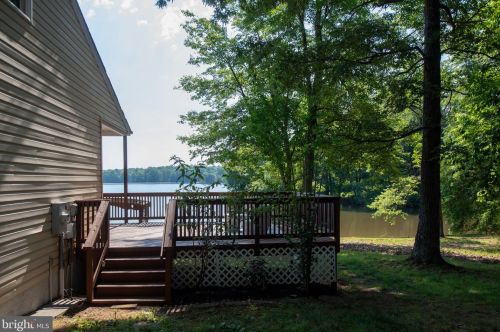 373 Land Or Dr, Ruther Glen, VA 22546-1233