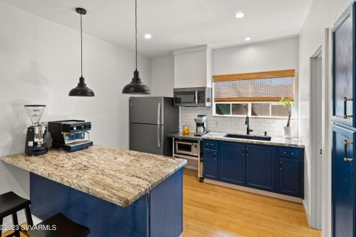 35 Bonita Ln, Sedona AZ 86336-5455 exterior