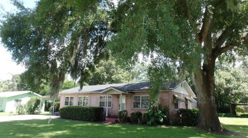 15 Seminole Dr, De Bary FL  32713-3209 exterior