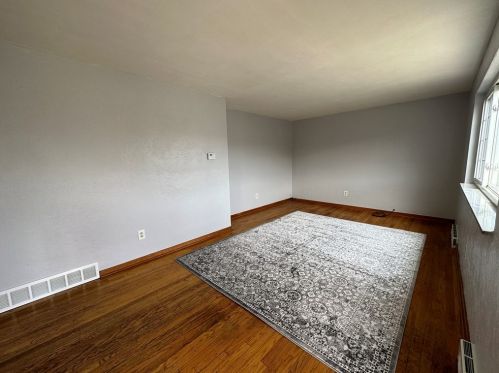 2114 Dalton St, Mckeesport, PA 15132-7609