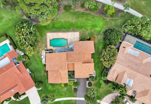 4499 White Cedar Ln, Delray Beach, FL 33445-7069