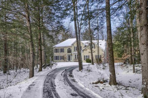 7 Deer Brook Way, Mount Vernon, NH 03057-1914