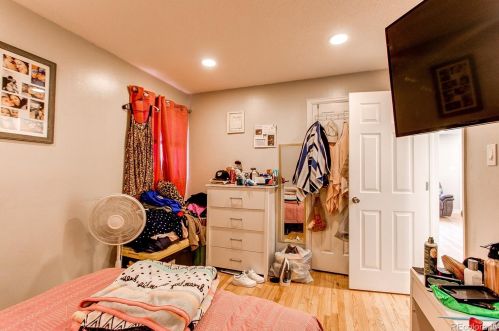 3395 Jasmine St, Denver CO 80207-1348 exterior