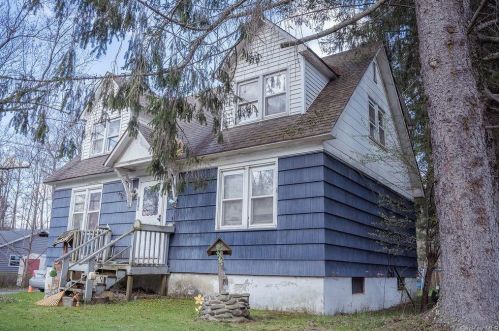 129 Main St, Lew Beach, NY 12758-5305