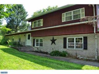 1138 Thrush Ln, Norristown, PA 19403-2247