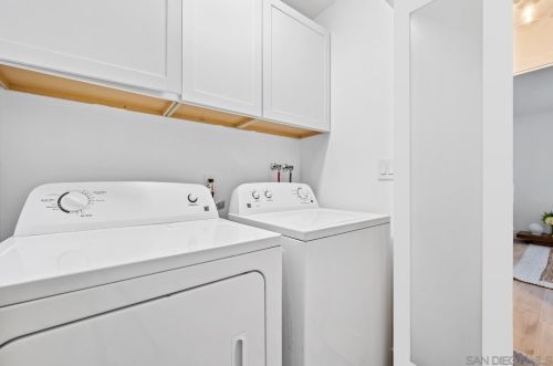 6829 Pear Tree Dr, Carlsbad CA  92011-3937 exterior