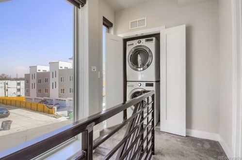 1261 Xavier St, Denver CO  80204-3625 exterior