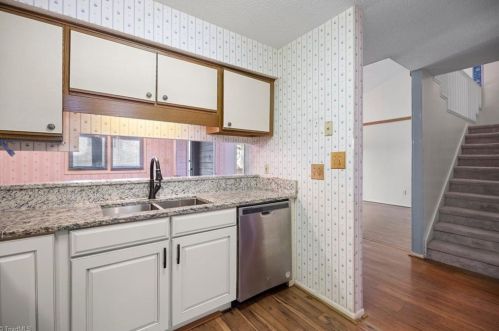 3046 Laurel Springs Dr, Greensboro NC  27410-9346 exterior
