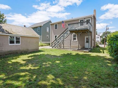 719 Queen St, Bridgeport CT  06606-3379 exterior