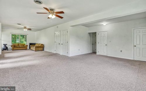 1015 Country Club Rd, Camp Hill PA  17011-1049 exterior