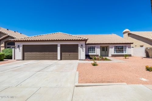 850 Los Altos Dr, Chandler AZ  85224-6945 exterior