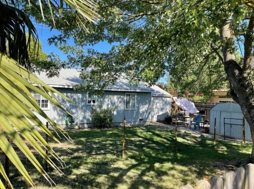 9720 Kent St, Elk Grove, CA 95624-2417
