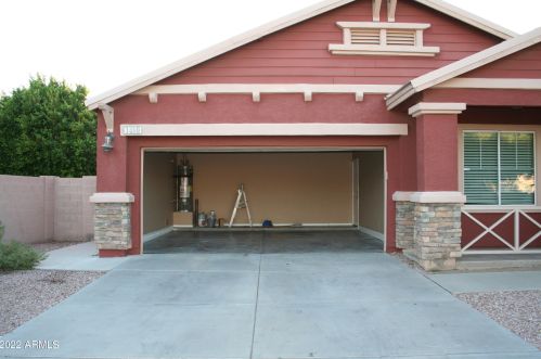 1410 119th Ln, Avondale, AZ 85323-8211