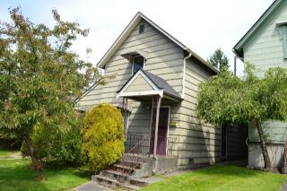 1420 Ellis St, Bellingham WA  98225-5204 exterior