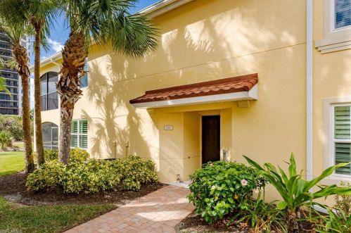 1281 Rialto Way, Naples, FL 34114-7857