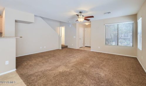 1050 Deerfield Ln, Gilbert, AZ 85296-2897