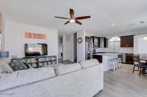 3638 Flamingo Way, Gilbert AZ 85297-5250 exterior