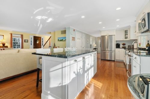 66 Yardarm Dr, Mashpee MA 02649-3658 exterior