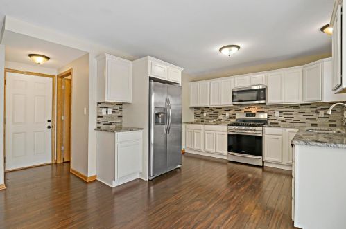 1538 24th Ave, Kenosha, WI 53140-6305