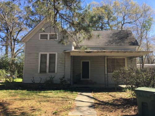 122 Montague St, Hattiesburg, MS 39401-1949