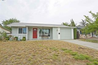 1357 Hollyhock St, Livermore CA  94551-1409 exterior