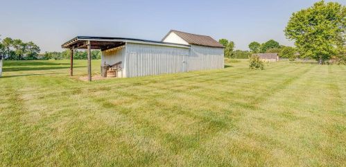 11860 Green Valley Rd, Mount Vernon OH  43050-9624 exterior