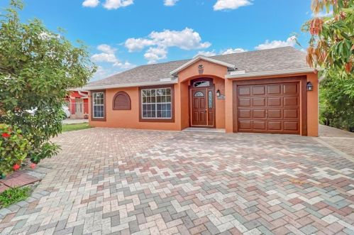 5306 Jennings St, Naples, FL 34113-7818
