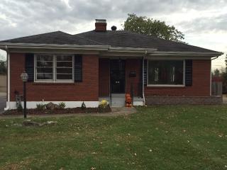 2506 Gardiner Ln, Louisville, KY 40205-3004