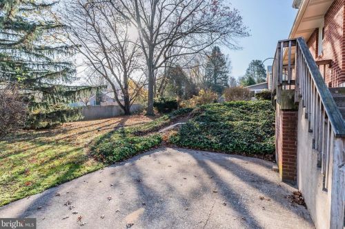 1749 Church Rd, Hummelstown PA  17036-9724 exterior