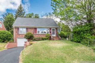 291 Main St, Kingston, NY 12401-5234