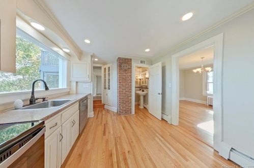 35 Riverview Rd, Rocky Hill CT  06067-1569 exterior