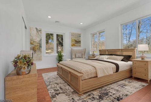 52 Reinman Rd, Warren NJ  07059-5102 exterior