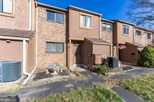 109 Larchwood Ct, Collegeville, PA 19426-2903