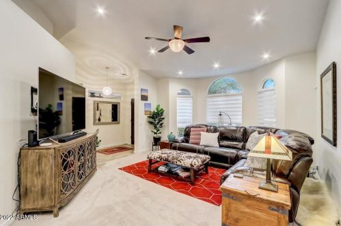 15848 16th St, Phoenix AZ  85022-3326 exterior