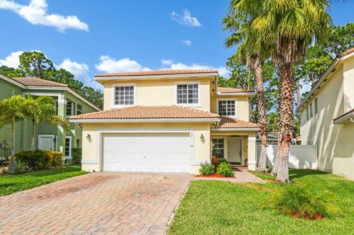 597 Alejandro Ln, West Palm Beach, FL 33413-1092