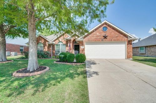 112 Mahonia Dr, St Paul, TX 75098-8516