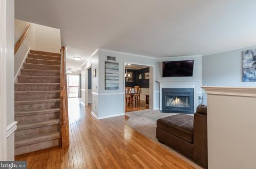 3423 Foxfield Cir, Perkiomenville, PA 18074-9436
