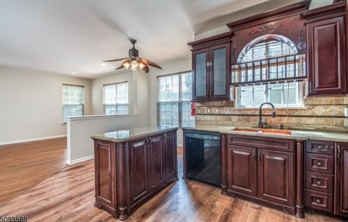 1 Crestview Dr, Hackettstown NJ  07840-5673 exterior