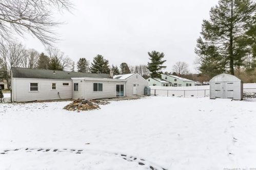 54 Woodbridge Rd, Glastonbury CT  06033-2925 exterior