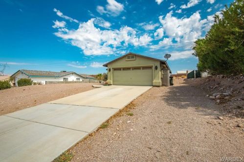 3479 Florence Ave, Bullhead City, AZ 86429-7606