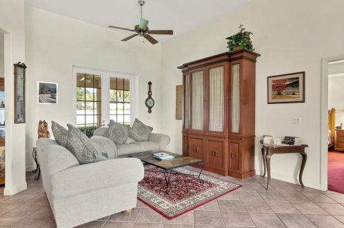 3966 9th Ln, Vero Beach FL  32960-6123 exterior