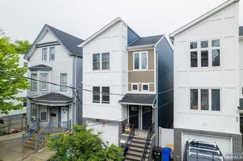 69 13 St, Newark NJ 07107-1108 exterior