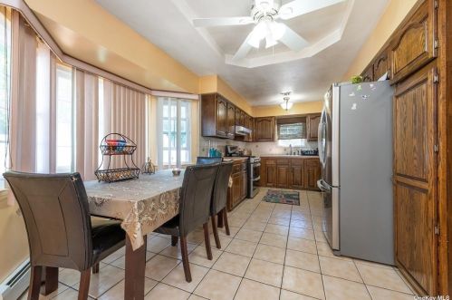 138 Gerhard Rd, Hicksville NY  11803-5513 exterior