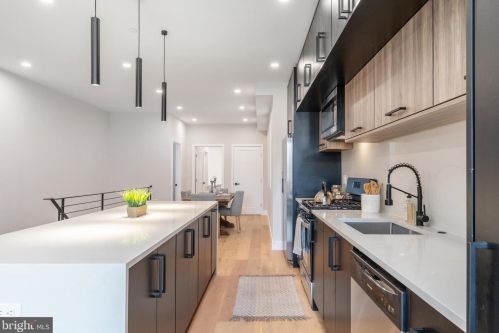 1810 Germantown Ave, Philadelphia PA 19133-1617 exterior