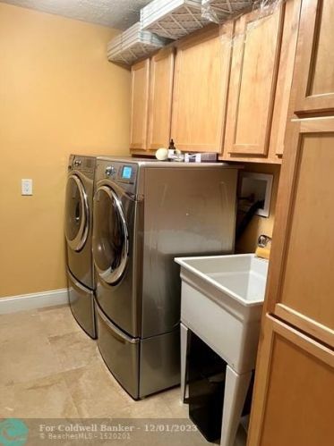 2551 Racquet Club Dr, Palm City FL  34990-2304 exterior