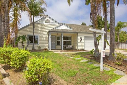 3881 Magnolia Rd, Oceanside, CA 92058-1685