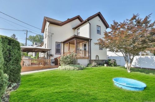 36 Sand St, Garnerville, NY 10923-1423