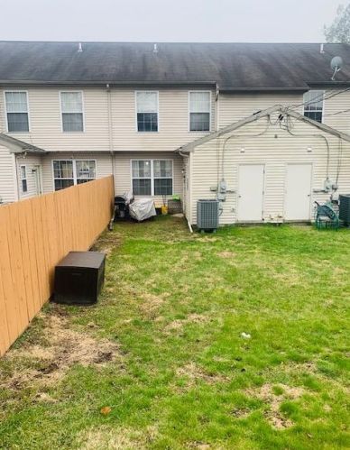 232 Nesquehoning St, Easton PA  18042-6751 exterior