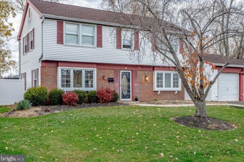 2 Guild Ct, Willingboro NJ  08046-3313 exterior